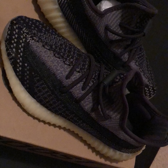 Yeezy Boost 350 v2 size 6 Asriel - Picture 3 of 6